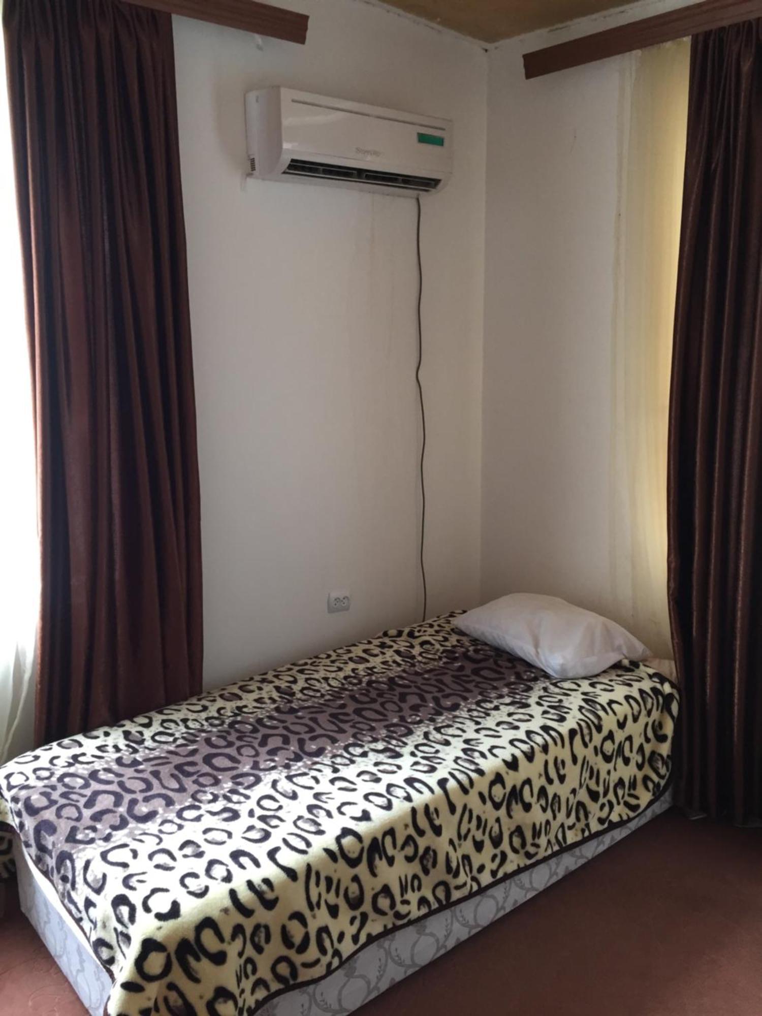 Hostel One Ленкорань Екстер'єр фото